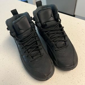 Air Jordan 12 Retro Winterized— size 4